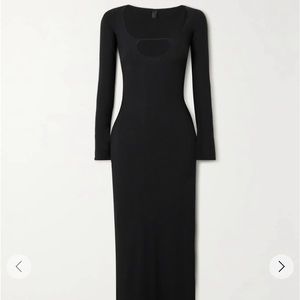 Skims Keyhole long sleeve dress small NWOT NEVER WORN WASHED ONCE UPON PURCHASE